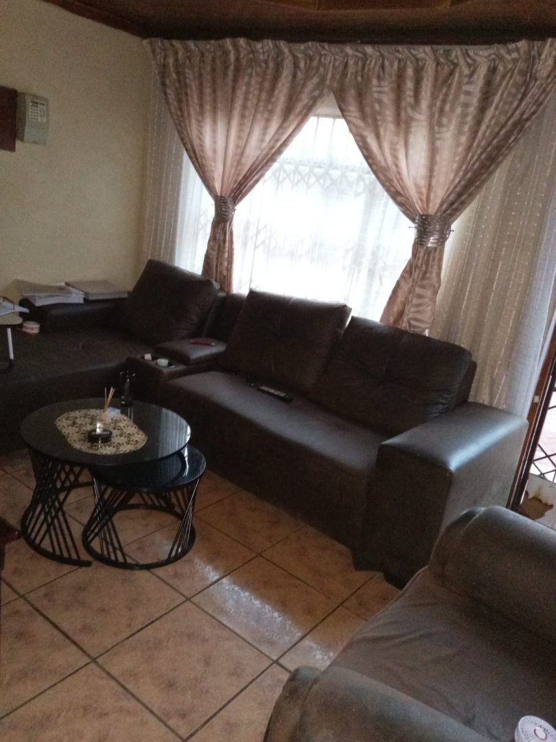 2 Bedroom Property for Sale in Mothutlung-A North West